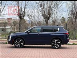 ميتسوبيشي اوتلاندر